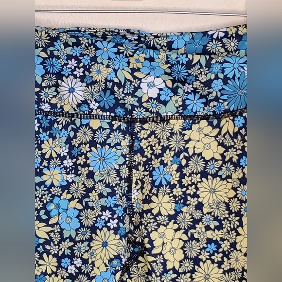 Free People Joggers/Leggings - Picture 2 of 6